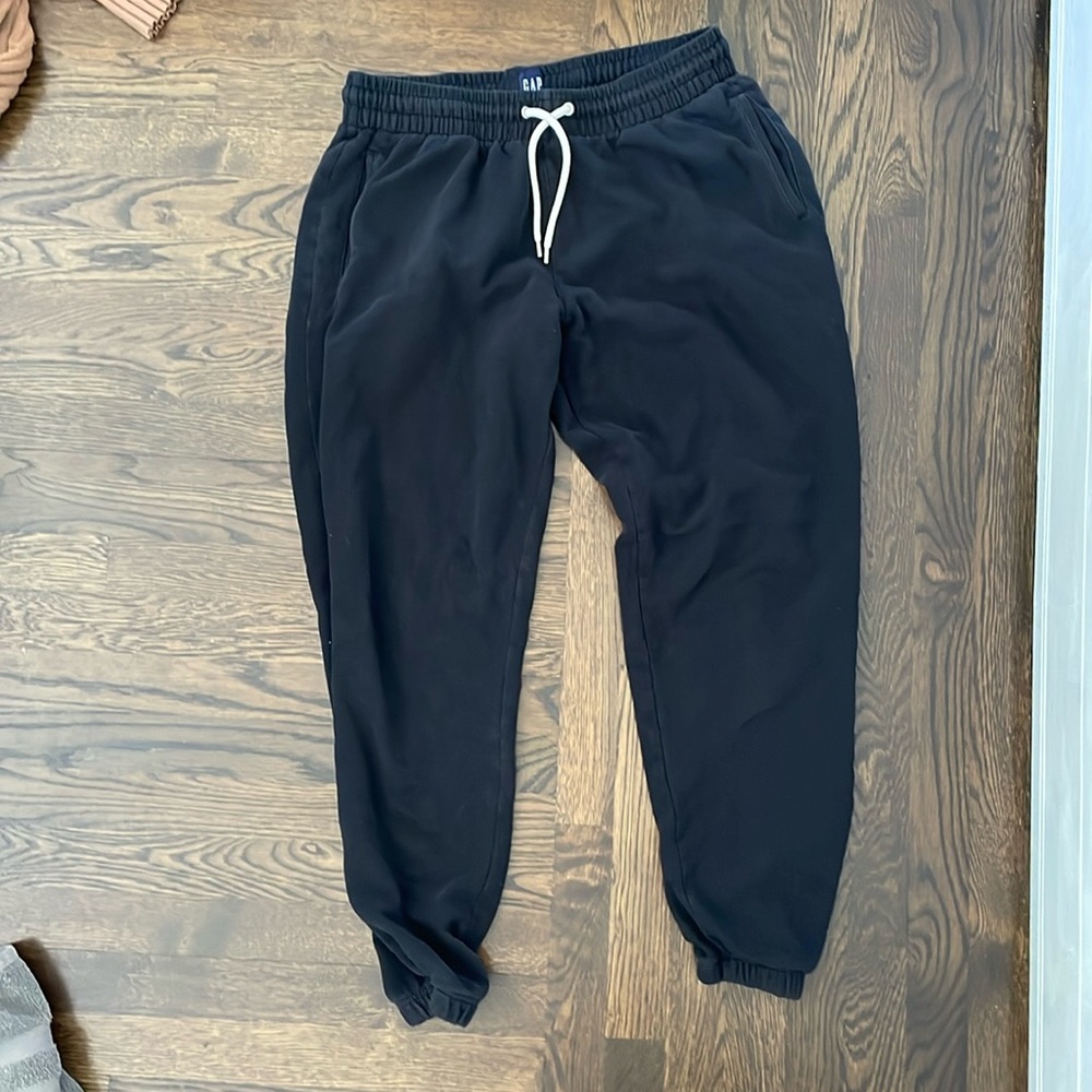 GAP - black sweatpants - size Large Tall - Worn just a few times!